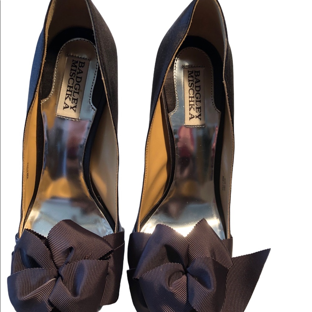 Badgley Mischka “Keeper” in Smoke Satin Sz 8.5 - Picture 3 of 11